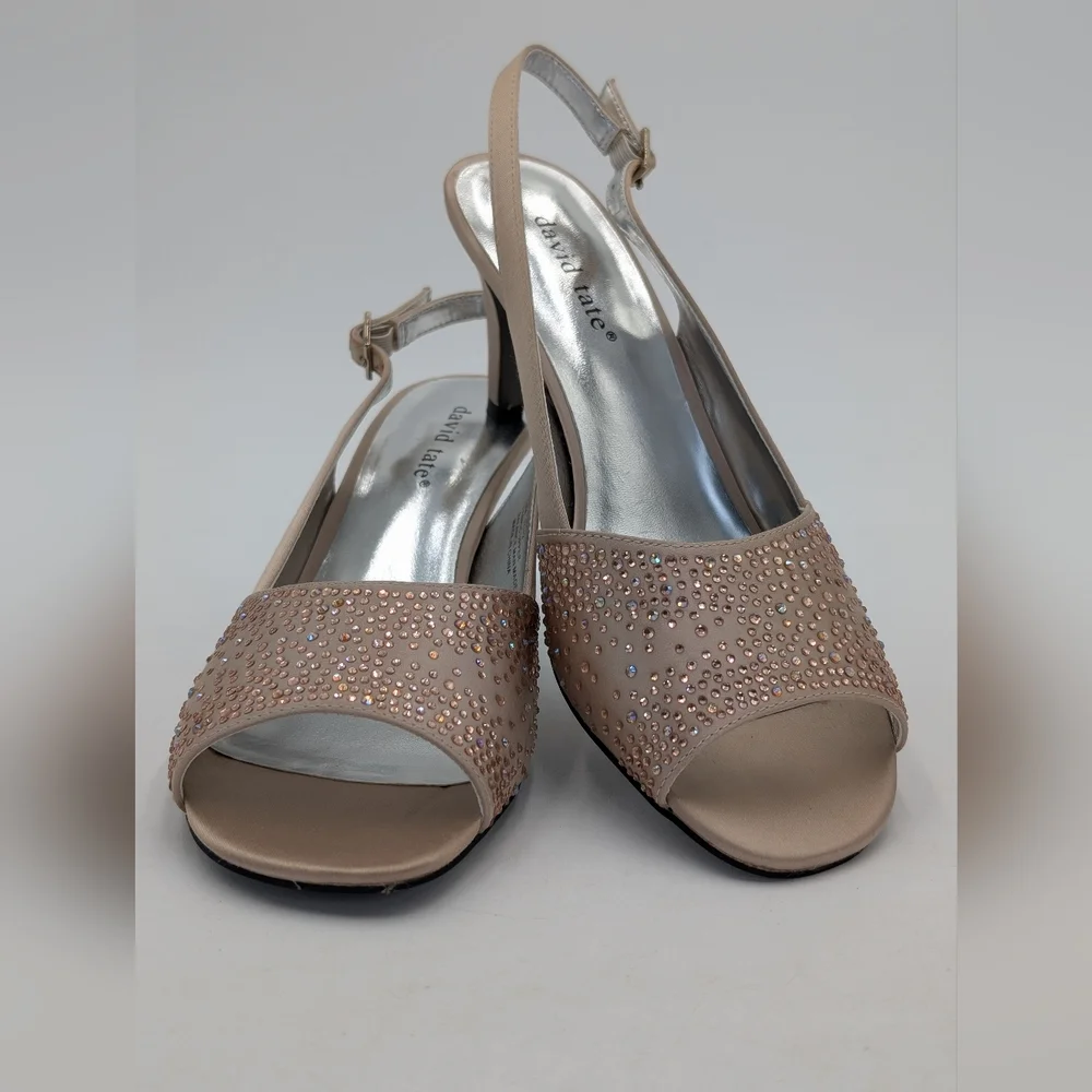 Like New David Tate Sz 10M Satin Champagne Designer Rhinestones Heels Slingback